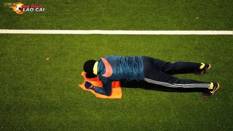 Cách phục hồi chấn thương cổ chân cầu thủ bóng đá hiệu quả