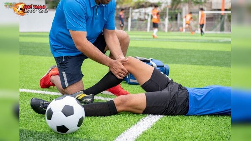 Nguyên nhân Chấn thương háng khi đá bóng