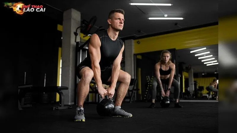 Nguyên nhân của đau lưng khi squat