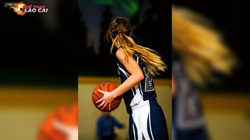 Nguyên nhân gây chấn thương đầu gối khi chơi bóng rổ